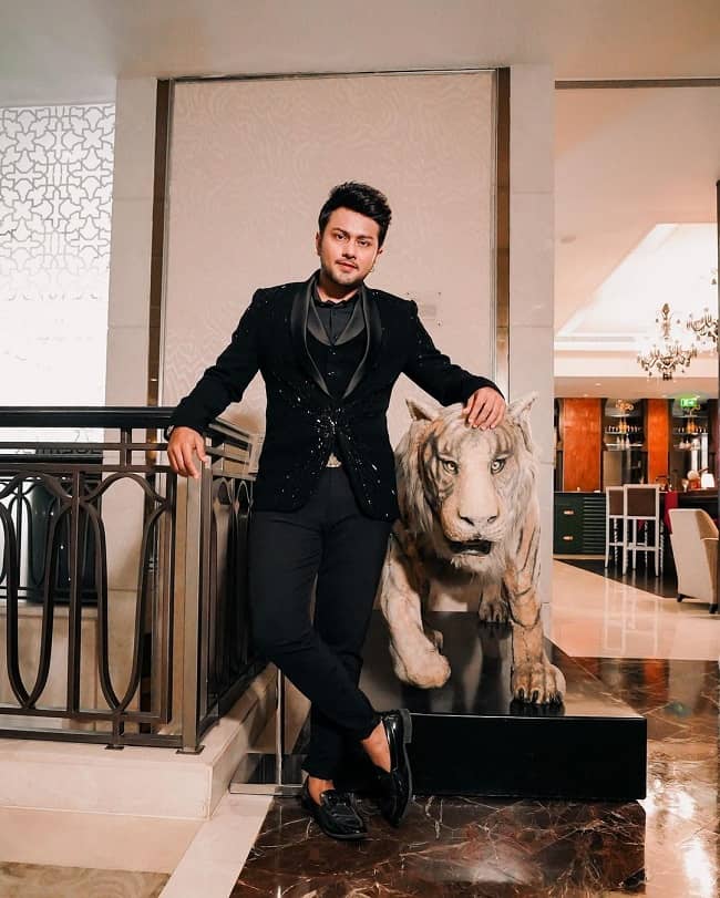 Awez Darbar: The Multitalented Artist's Journey from Mumbai to Global Stardom