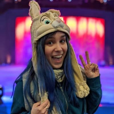 Exploring the Journey of Ellen Rose: From Humor to Gaming Stardom