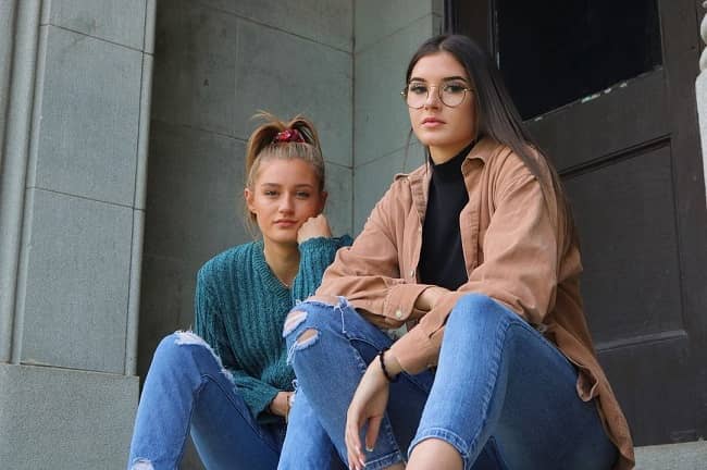 Emily Ball: Canadian TikTok Sensation and Social Media Influencer