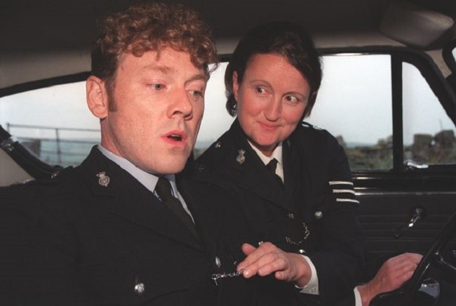 Georgie Glen: A Comprehensive Overview of the Scottish Actress's Life and Career