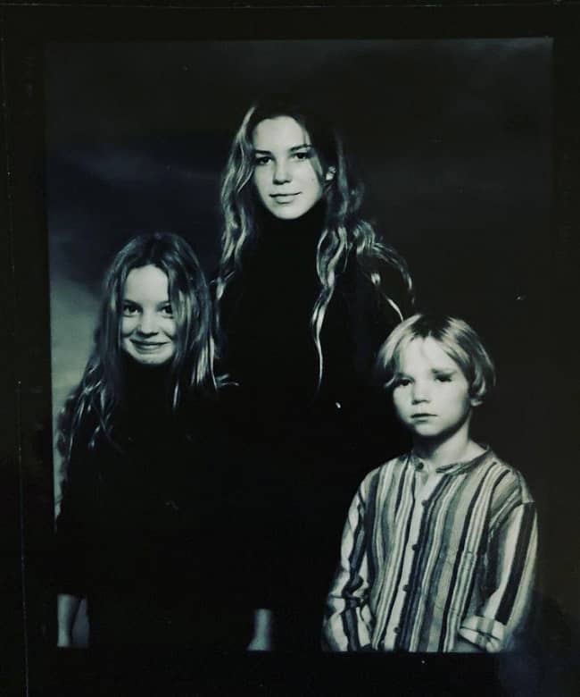 Honeysuckle Weeks: A Comprehensive Overview of Her Life and Career