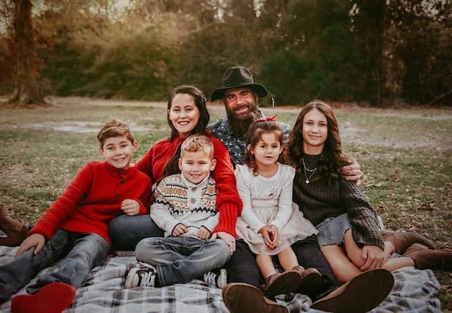 Jenelle Evans: From Teen Mom to Social Media Powerhouse