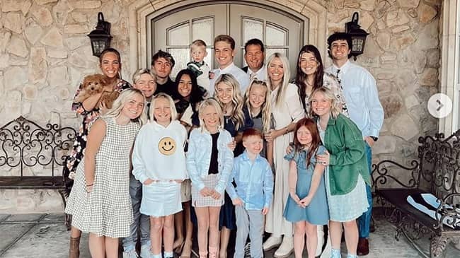 Journee Nelson: The Rise of a Russian YouTube Sensation and Her Family's Digital Journey