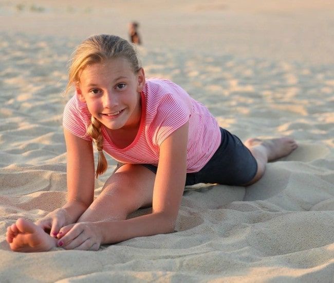 Julie Franke: The Rising Star Behind the 8 Passengers Family Channel