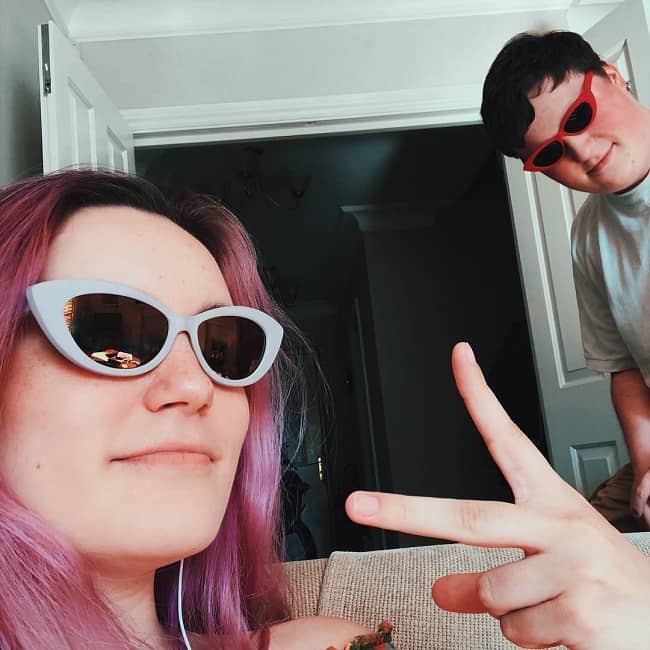 Steph0Sims: A Comprehensive Look at the British Social Media Star